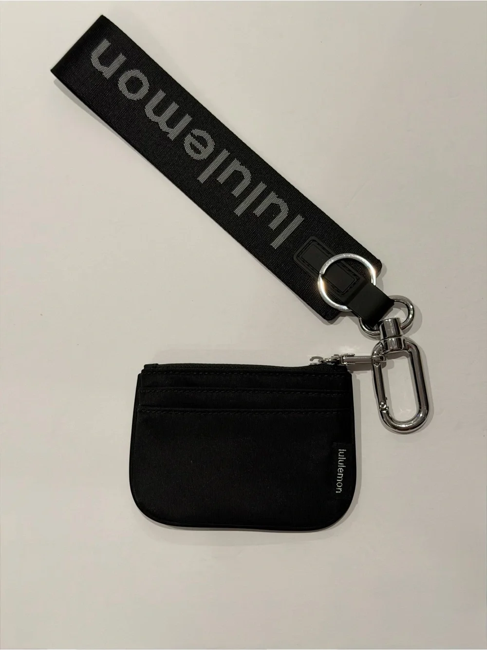 lululemon athletica set - clippable Card Holder and never lost key chain
